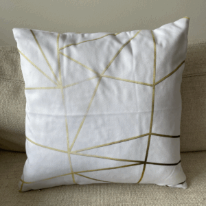 V Pillow Geomtric White