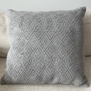 V Pillow Knit Textrured Grey Diamond