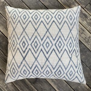 V Pillow We Diamond Blue